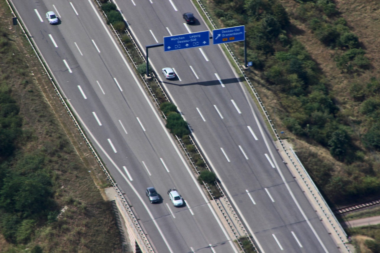 Autobahn_A9.jpg